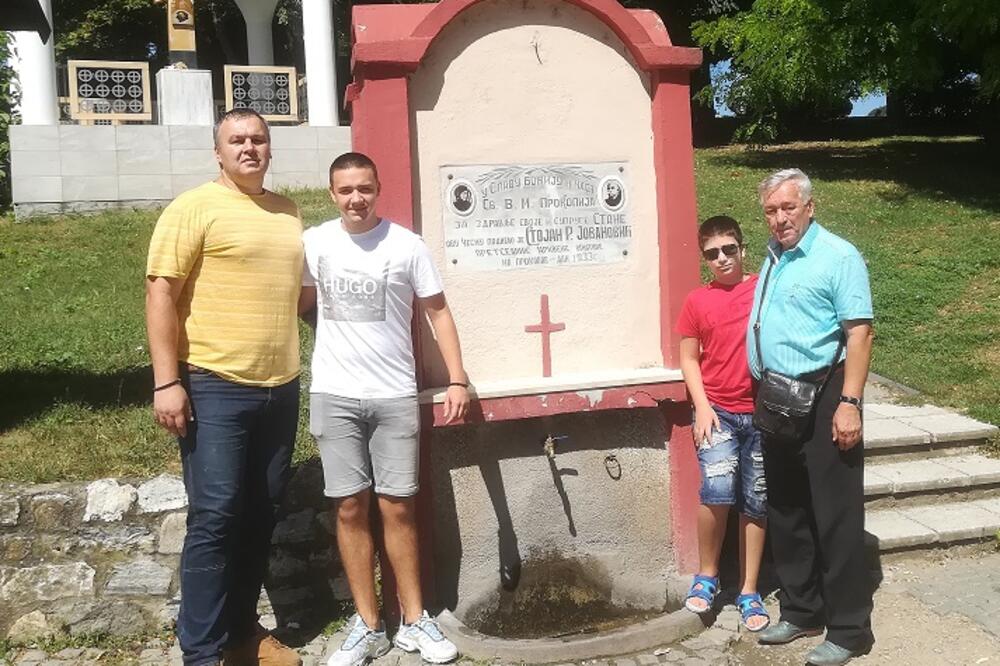 ZADUŽBINA STOJANA R. JOVANOVIĆA: Česma ispred hrama Svetog Prokopija služi Prokupčanima već 90 godina!