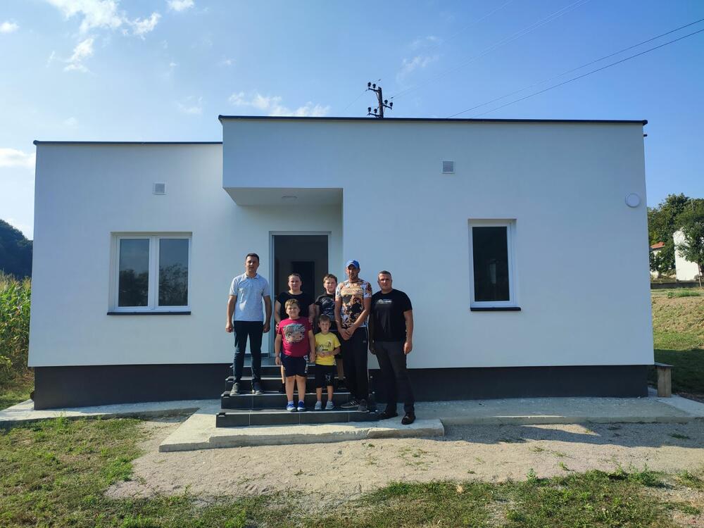 porodica Maksimović, Kosovo i Metohija, nova kuća