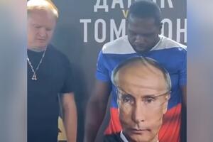 AMERIKANAC ZBOG PUTINA POSTAO RUS: Promenio prezime, a sada na merenje izašao u majici sa likom ruskog predsednika VIDEO