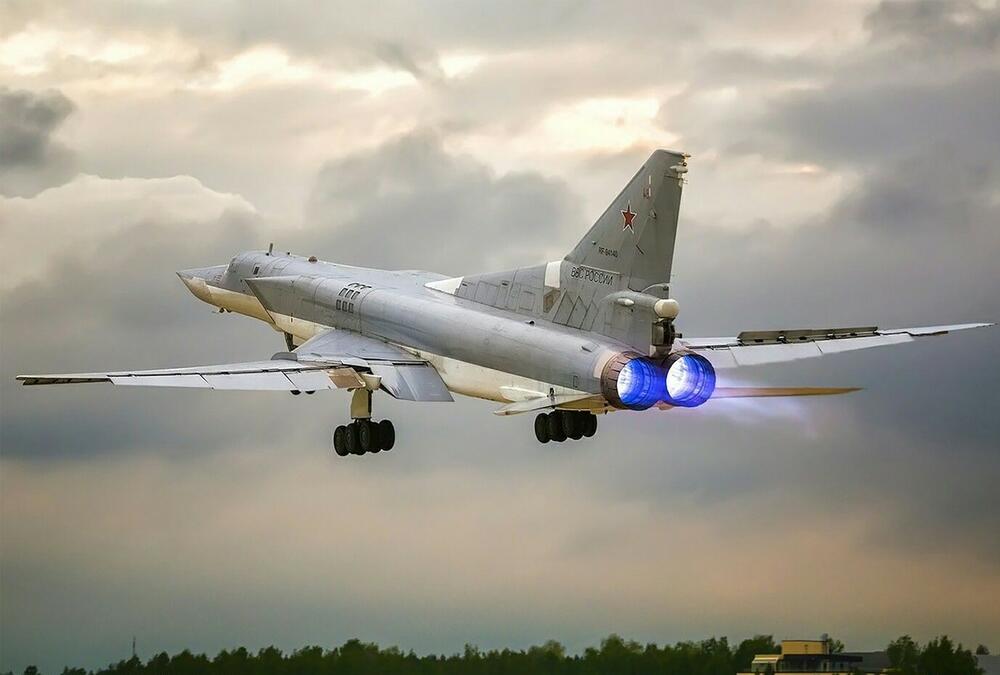 Tu-22