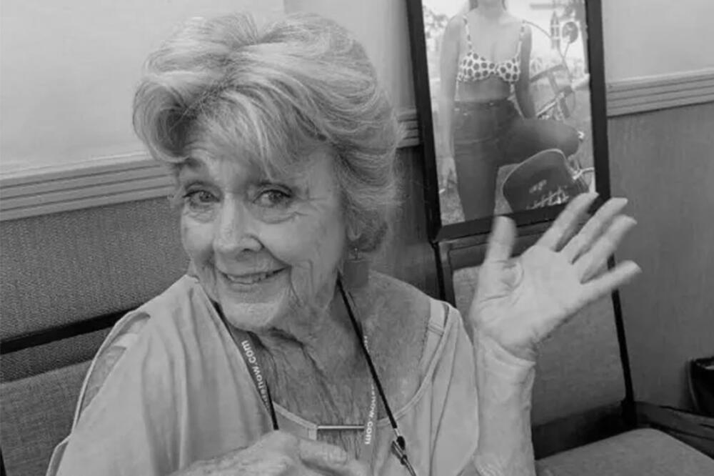 POZNATA GLUMICA PREMINULA U 78. GODINI: Umrla nakon duge i teške bolesti, tužne vesti saopštio njen sin (FOTO)