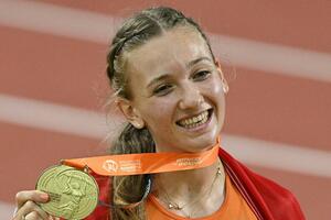 HOLANĐANKA STIGLA DO ZLATA ZA MANJE OD MINUT: Femke Bol svetska šampionka u trci na 400 metara