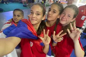 VELIKI USPEH NAŠIH DEVOJAKA: Mlade košarkašice iz Sremske Mitrovice treće na svetu!