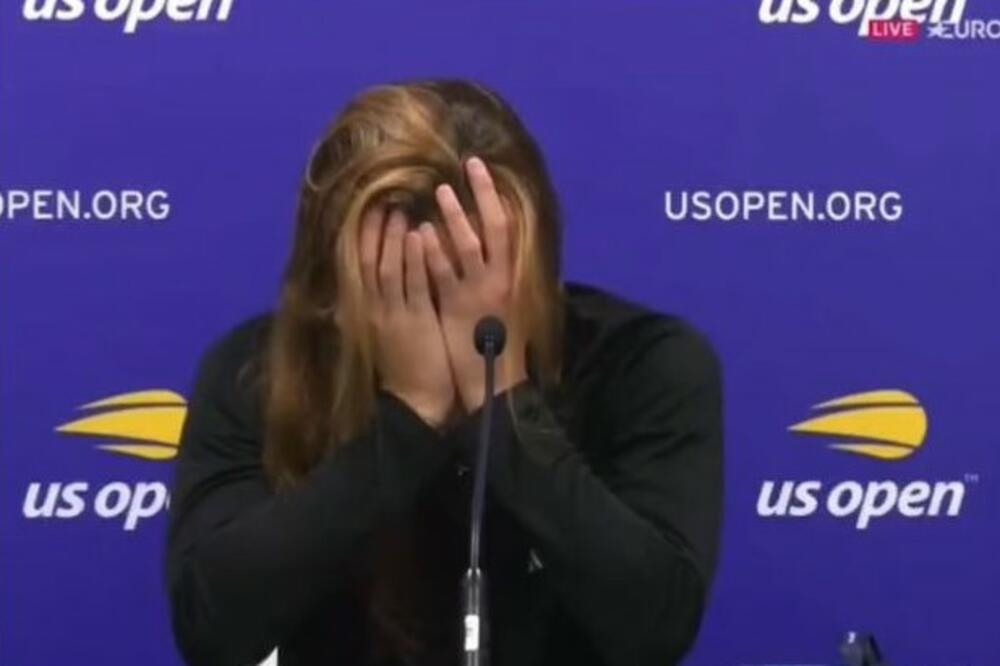 PATIM NA TERENU: Osma teniserka sveta doživela šokantan poraz, pa se rasplakala! U suzama najavila prekid karijere VIDEO