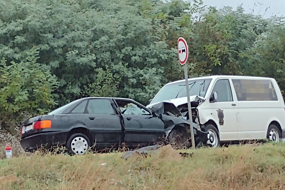 UHAPŠEN VOZAČ (37) POGREBNOG VOZILA: Izazvao tešku saobraćajnu nesreću u Vrelu, jedan poginuo, drugome se bore za život