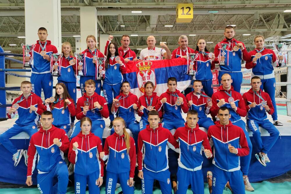 VELIKI USPEH: Kikbokseri Srbije osvojili 19 medalja na EP