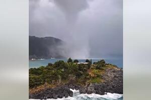 STRAVIČAN PRIZOR ZABELEŽEN U GRČKOJ! Posle oluje Danijel koja je napravila haos, pojavio se i TORNADO! (VIDEO)