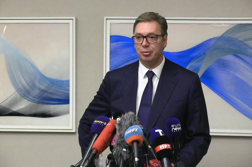 "MI NE KORISTIMO BIČ, KAO ŠTO BI KURTI DA KORISTI BIČ PROTIV SRBIJE" Predsednik Vučić: Za nas je ključno koliko se brzo razvijamo