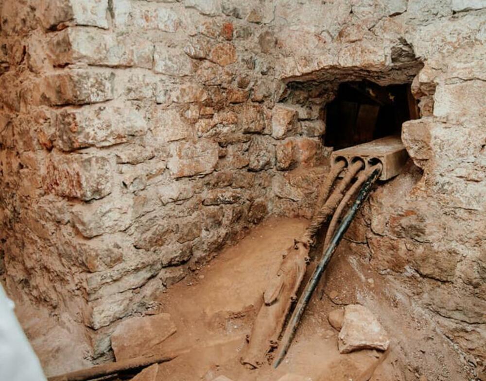 mesecima kopšali tunel dug 30 metara kako bi izneli dokaze iz depoa suda 