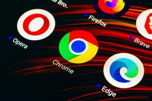 HITNO AŽURIRAJTE SVE: Chrome, Firefox, Brave i Edge rešili su VELIKU RANJIVOST, a evo kako da obezbedite softverske aplikacije