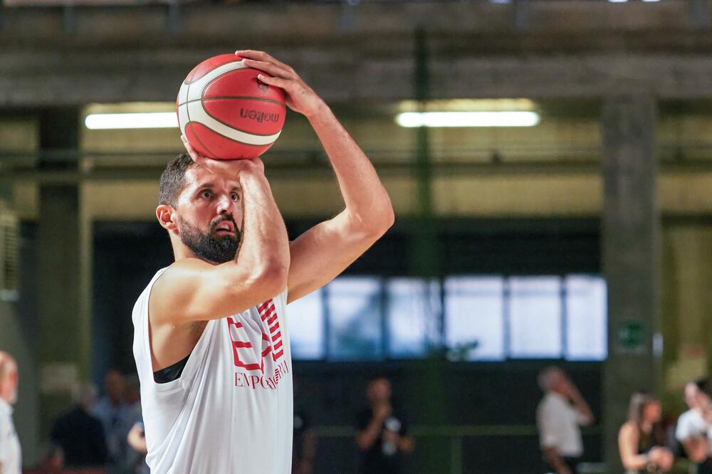 GROBARI IZVIŽDALI MIROTIĆA! Crnogorski košarkaš NIJE DOPUTOVAO U BEOGRAD, ali navijači nisu propustili priliku da ga "pozdrave"