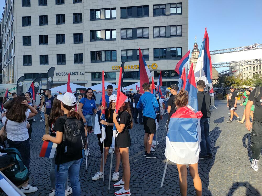 Dan srpskog jedinstva, slobode i nacionalne zastave, Frankfurt