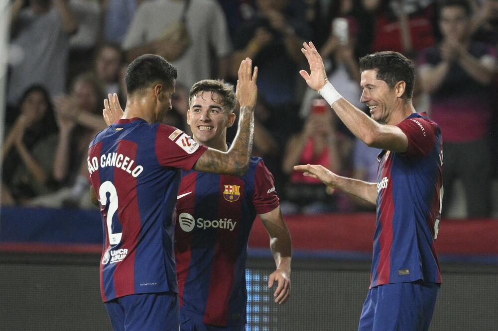 RAPSODIJA SILNIH KATALONACA: Pet golova Barselone u pobedi protiv Betisa