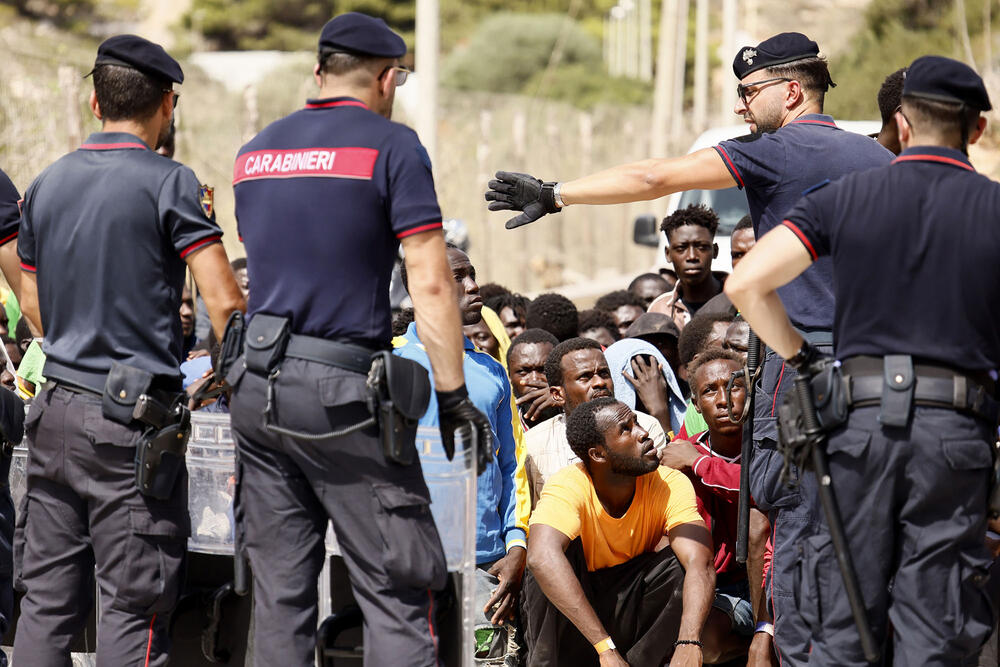 migranti, Italija