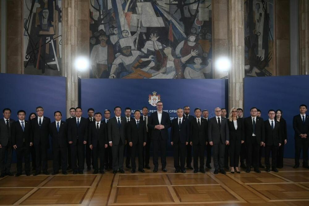 "RADUJEM SE SKOROM SUSRETU SA PREDSEDNIKOM SIJEM" Predsednik Vučić zadovoljan sastankom