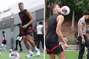 BOGDANINJO! Bogdanović ne "baca" magiju samo pod obručima - pogledajte šta ume sa fudbalskom loptom (VIDEO)