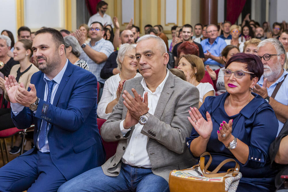 Gradonačelnik Bakić prisustvovao obeležavanju Dana škole Gimnazije „Svetozar Marković“