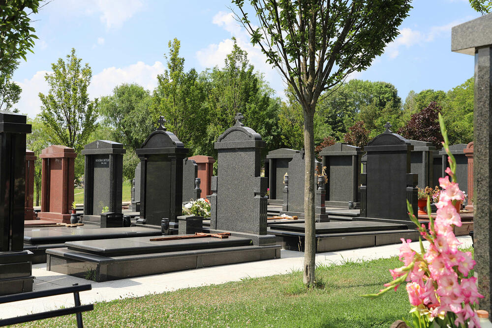 JKP Pogrebne usluge, groblje