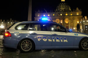 OTAC I SIN IZ SRBIJE UHAPŠENI U ITALIJI NAKON 8 GODINA BEKSTVA: Policija ih tipovala, pa uhapsila na neočekivan način! Evo i zašto
