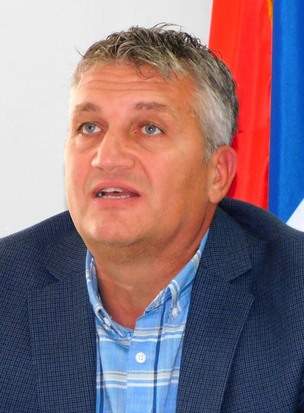 Dejan Stalović