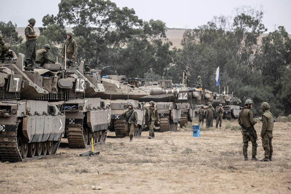 IZRAELSKA VOJSKA NA KAPIJAMA GRADA GAZE: Dobila zadatak da odlučno dokrajči Hamas!