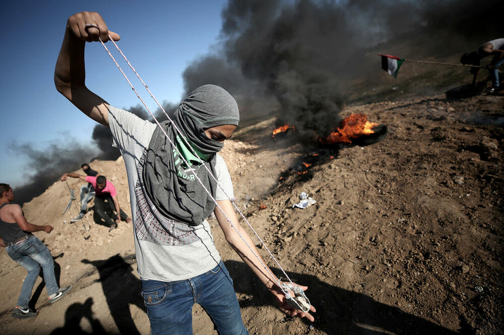 HAMAS SPREMAN DA PUSTI SVE TAOCE U ROKU OD SAT VREMENA: Zvaničnik: Ako Izrael prestane da bombarduje Gazu oslobodićemo ih