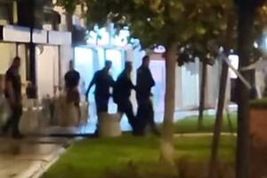 AKCIJA POLICIJE NA NOVOM BEOGRADU: Policija uhapsila više lica u Belvilu (VIDEO)