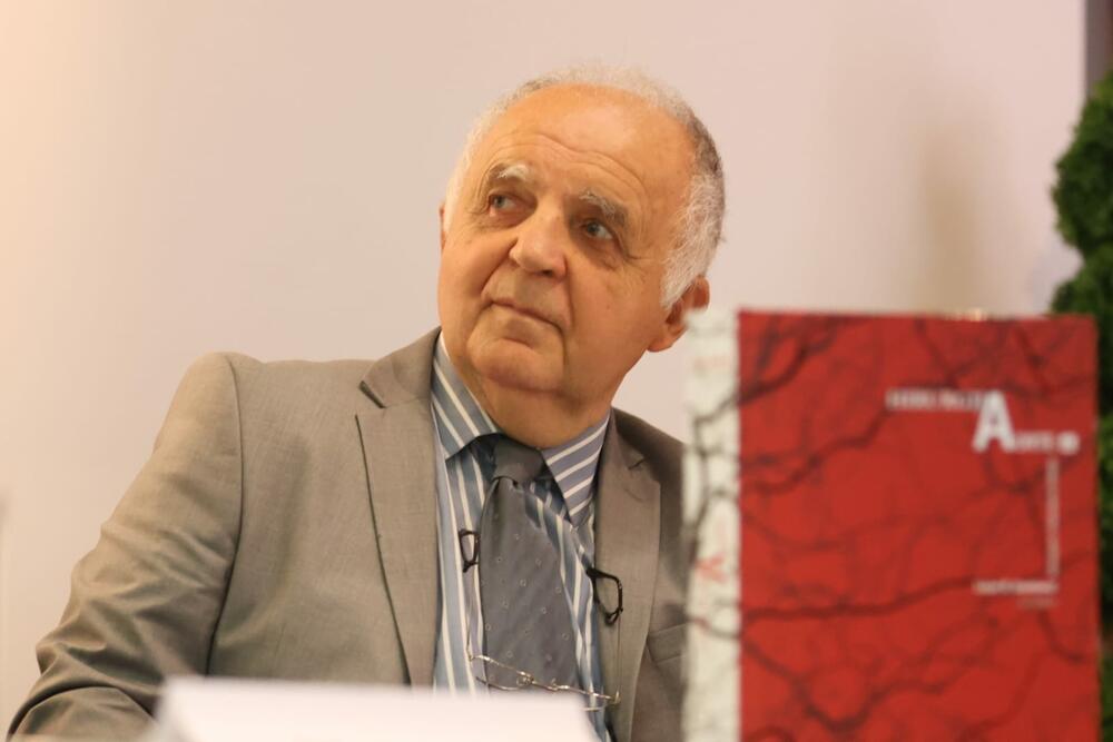Prof. dr Svetolik Avramov