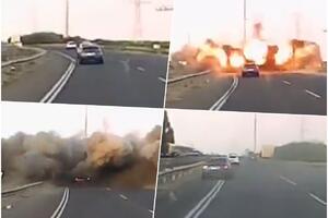 UZNEMIRUJUĆI SNIMAK IZ IZRAELA! Raketa doleće i zabija se među vozila, sve prekriva dim, drama snimljena iz automobila (VIDEO)