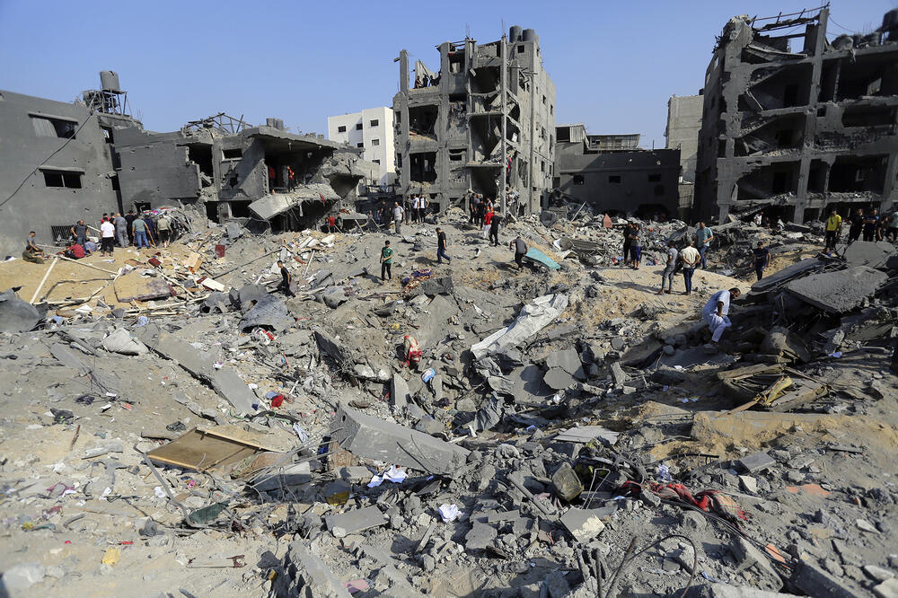 UŽASI RATA: Izrael bacio stotine bombi od skoro 1.000 kilograma na Gazu