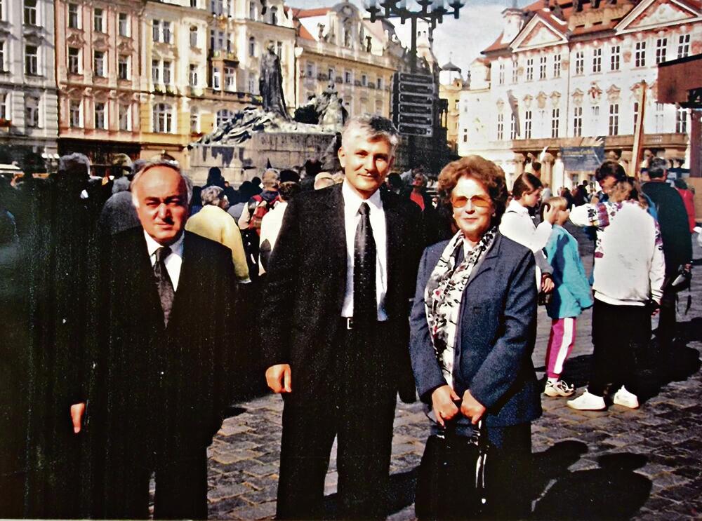 Sećanje Aleksandar Ilić sa Zoranom Đinđićem i ambasadorkom Češke