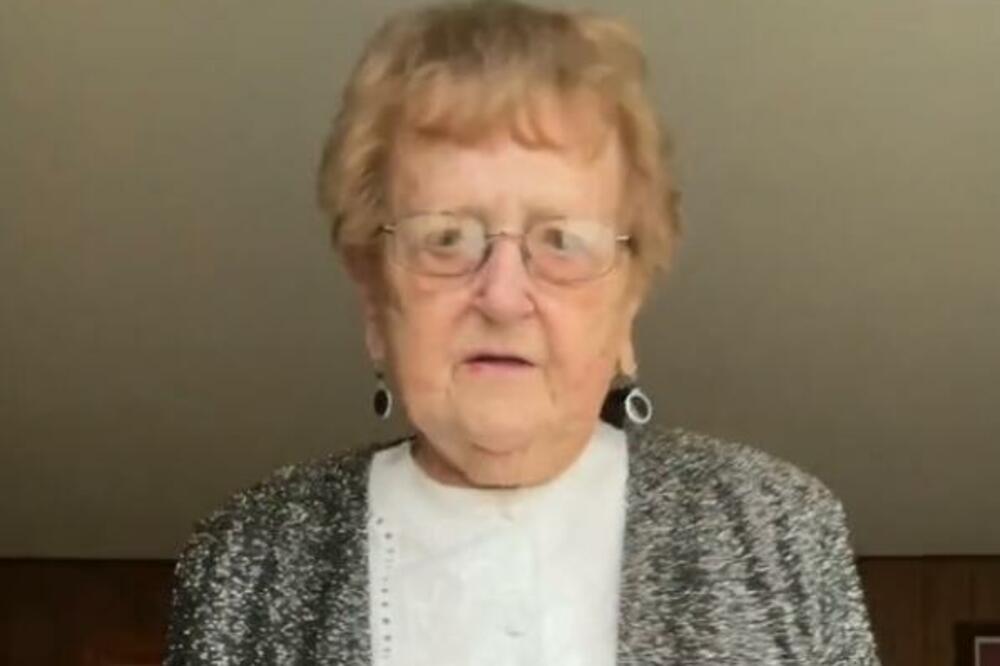 BAKA NAPRAVILA LISTU ZABRANJENIH IMENA NA NJENOJ SAHRANI: Ima 93 godine, a njeni videi na društvenim mrežama su viralni (VIDEO)