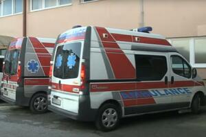 ŽENA UMRLA OD POVREDA ZADOBIJENIH U NESREĆI Automobil pokosio dva pešaka u Podgorici, muškarac teško povređen