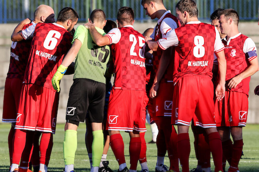 BRĐANI PALI U KRUŠEVCU: Fudbaleri Napretka pobedili Čukarički u zaostalom meču