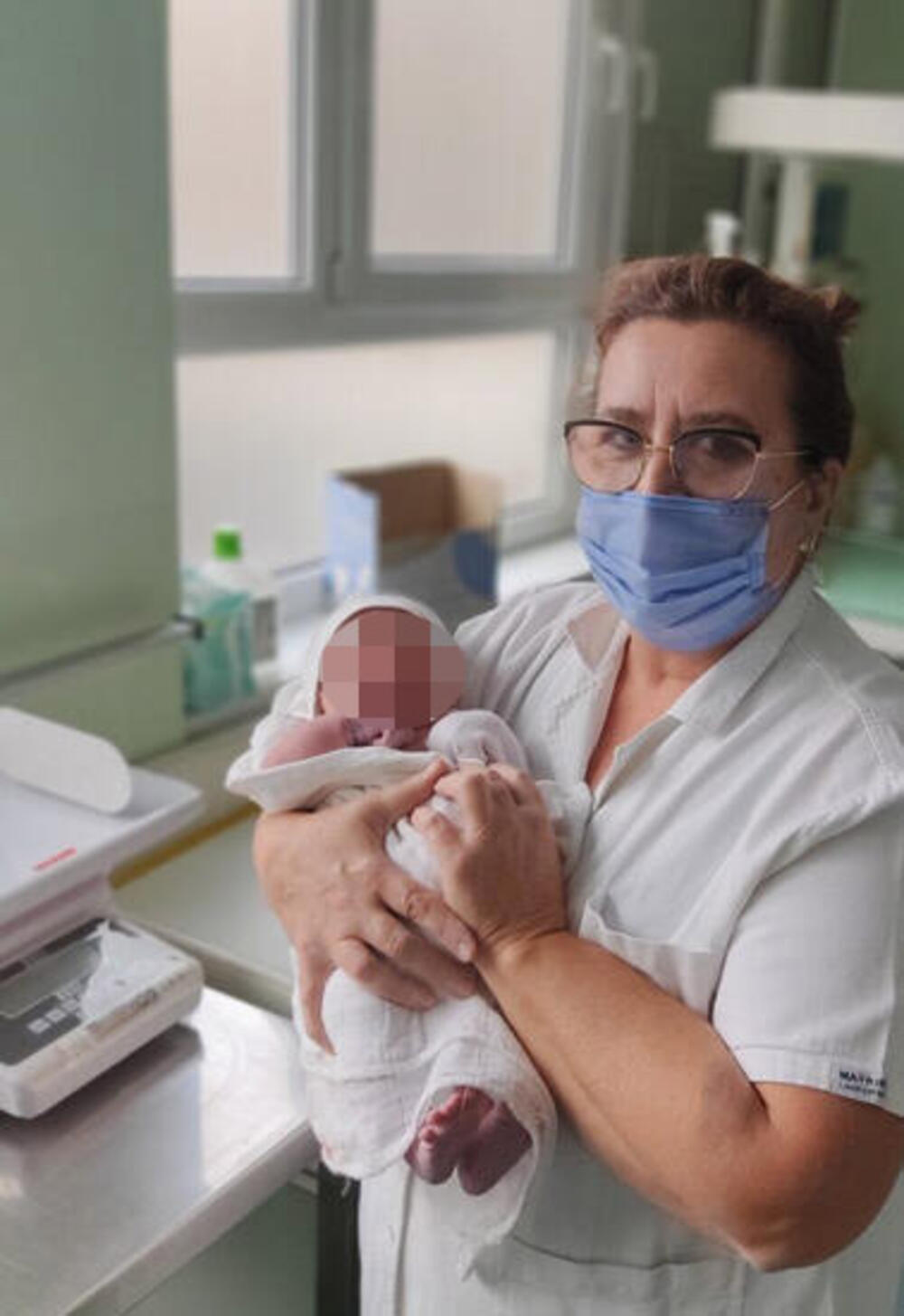 babica, Porodilište, Mirjana Mladenov