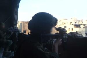 OVAKO SU OSLOBOĐENA DVA TAOCA: Izrael objavio snimak akcije u Rafi (VIDEO)