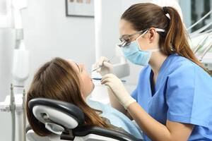 5 STVARI KOJE NE SMETE DA RADITE PRE ODLASKA ZUBARU: Evo šta posebno nervira vaše stomatologe
