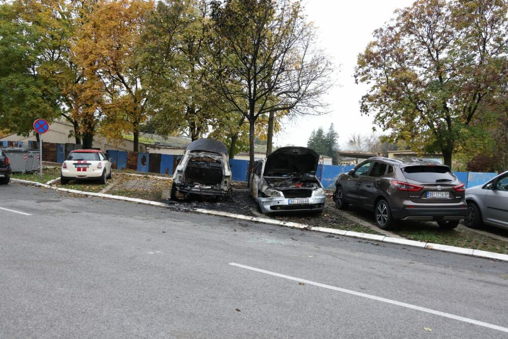 Dedinje, zapaljeni automobili, izgoreli automobili, Aleksandar Seničić