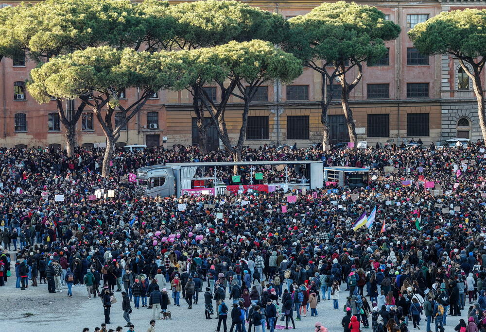 Protesti, Italija
