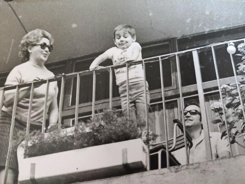 Sa mamom i tatom 1976.