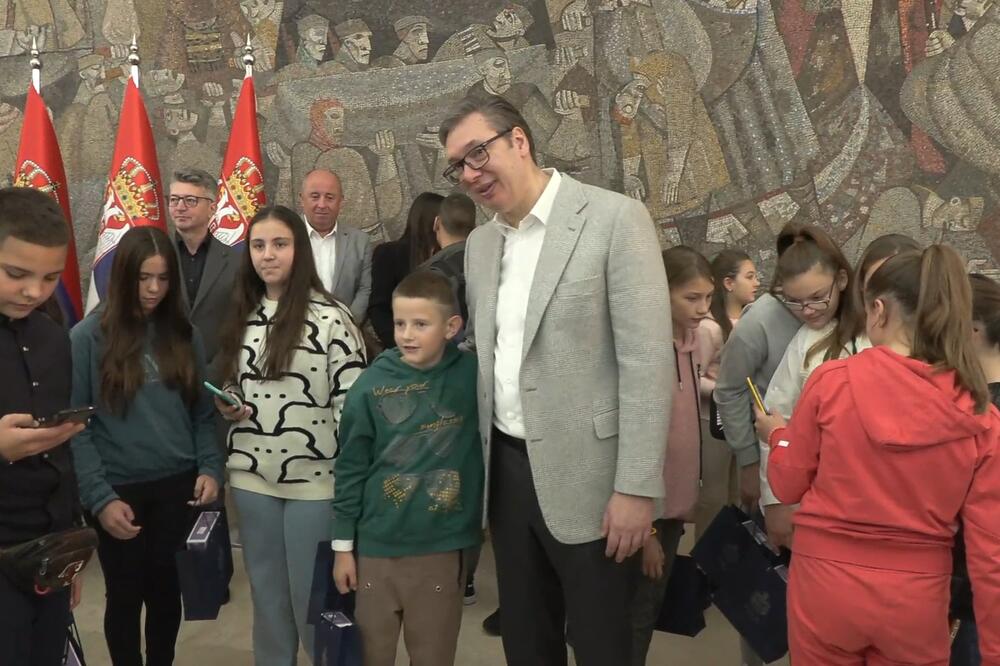 BORBA ZA SRBIJU! Predsednik Vučić sumirao nedelju na izmaku (VIDEO)