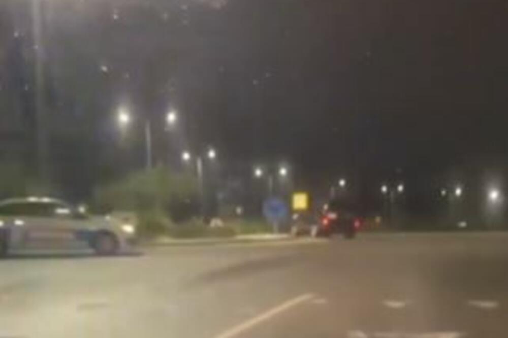 "VRTEO" POLICIJU U KRUŽNOM TOKU: Šou na ulicama Bara! Pogledajte kako se vozač poigrao sa patrolom (VIDEO)