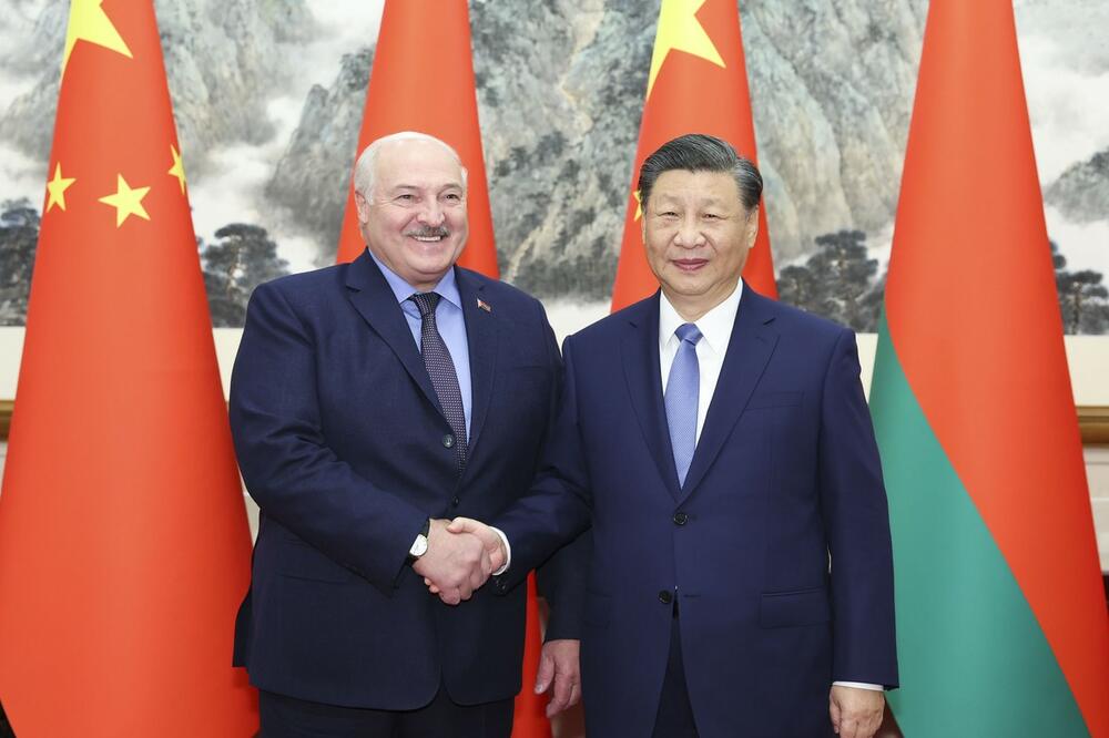 KINA ŽELI DA "OJAČA STRATEŠKU SARADNJU" SA BELORUSIJOM: Lukašenko u Pekingu, poručio Siju da će mu biti "pouzdan partner"