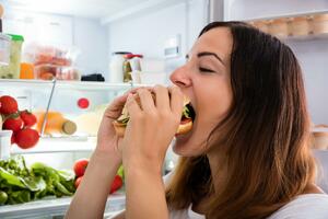 APETITU ZATVORI SE: 13 prirodnih načina da suzbijete apetit i dostignete željenu liniju!
