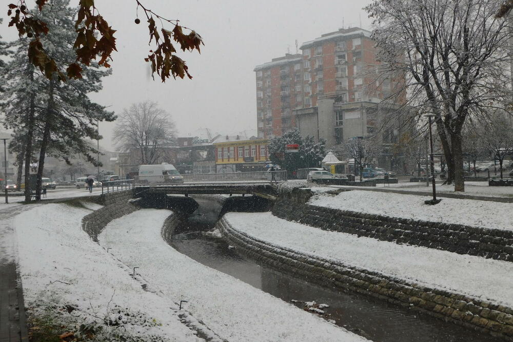 ZABELELA SE LOZNICA: Prvi sneg u ovom kraju, bez problema u saobraćaju