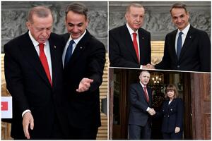 VEROVALI ILI NE, ERDOGAN JE U GRČKOJ! Turski predsednik kaže da će njegova poseta Atini doprineti unapređenju odnosa (FOTO)