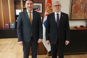 VLADISLAV DAJKOVIĆ SASTAO SE SA MINISTROM VUČEVIĆEM I PODRŽAO SNS: Današnja Srbija dostojna predaka!