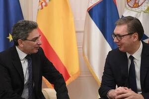 "MOŽEMO MNOGO DA URADIMO U RAZLIČITIM OBLASTIMA SARADNJE" Vučić primio u oproštajnu posetu ambasadora Španije Molinu