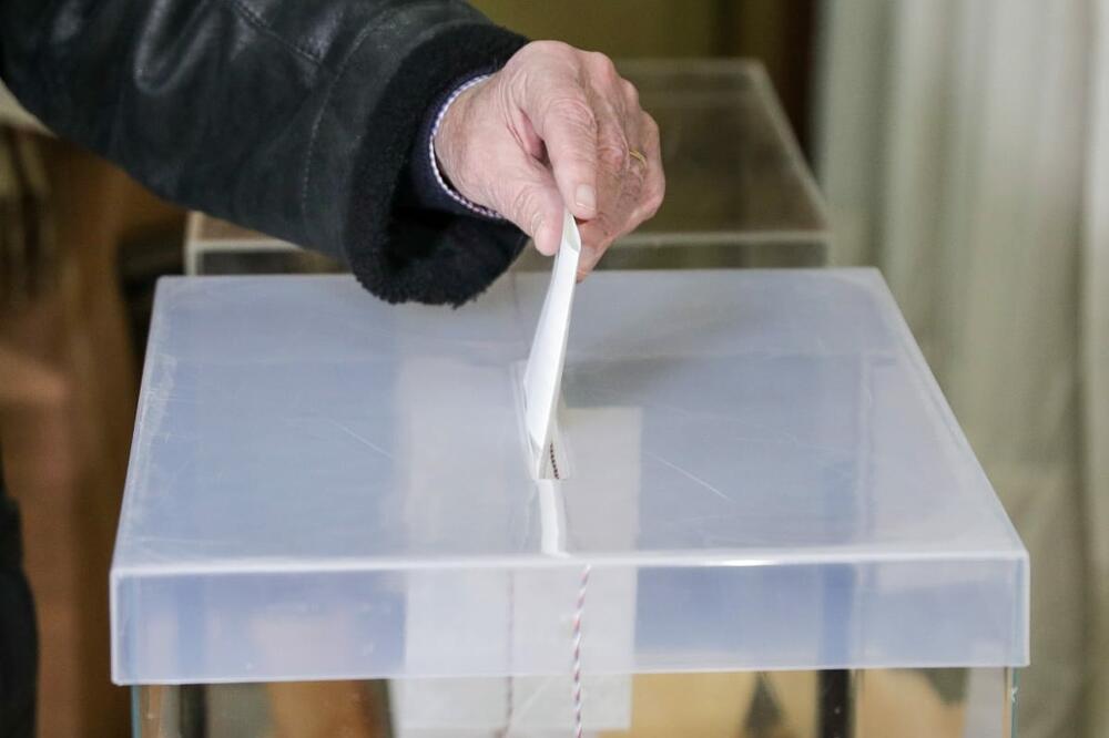 SRBIJA PROTIV NASILJA I NADA ODLIČILI: U Novom Sadu izlaze na izbore