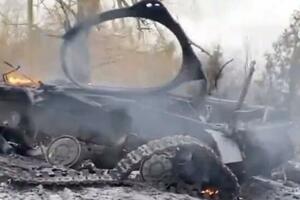 RUSKI LANCET NEUMOLJIV: Od ukrajinskog tenka ostala samo spržena olupina (VIDEO)